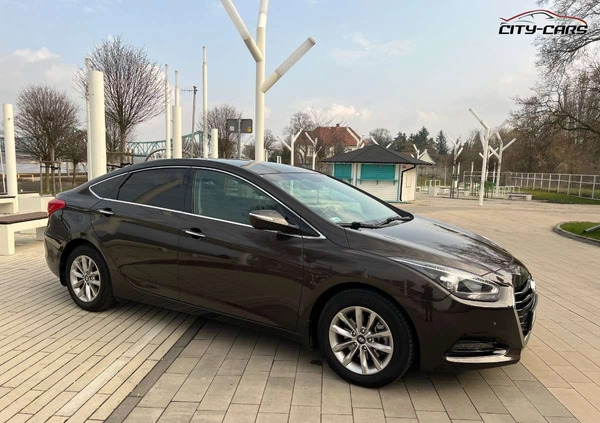Hyundai i40 cena 57900 przebieg: 115000, rok produkcji 2018 z Stronie Śląskie małe 781